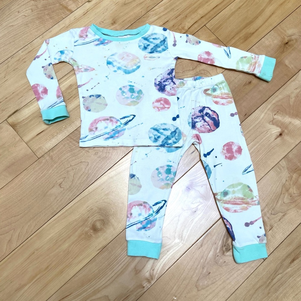 Kids 3T space planets themed watercolor pastel Print Pajamas organic cotton
